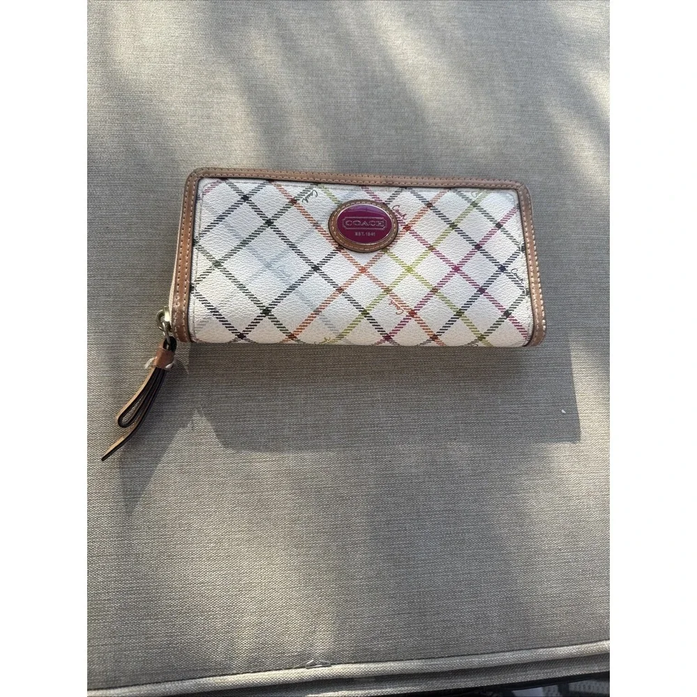 Coach Plaid Multicolor Signature Leather Tote w/Matching Wallet